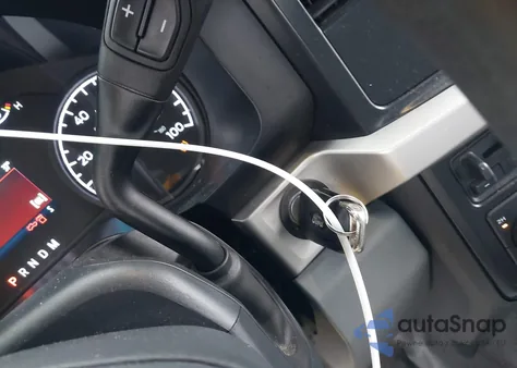 2023 Ford F-250 Xl z USA, uszkodzony, nr VIN 1FT7X2BA2PEE18679